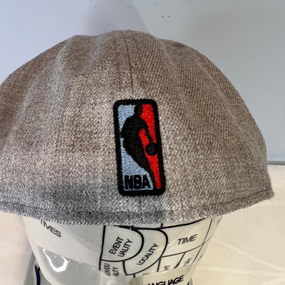 Chicago Bulls New Era Gray Hat 20% Wool Size 8 - Picture 3 of 8